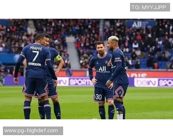 欧联杯热刺与巴黎圣日耳曼激战成平局神扑瞬间引发全场热议